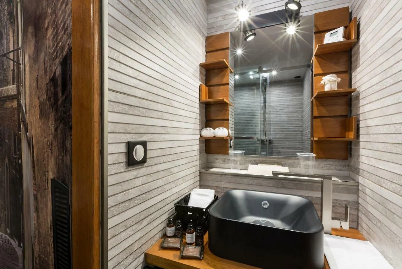 Les Suites Sainte Claire Annecy 0*,