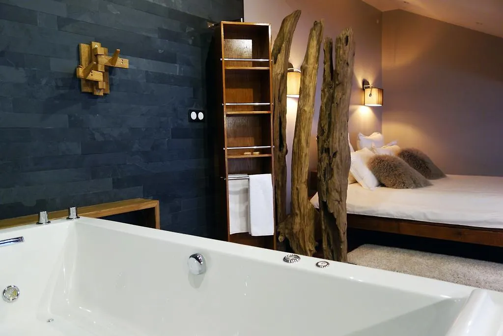 Les suites sainte claire Annecy