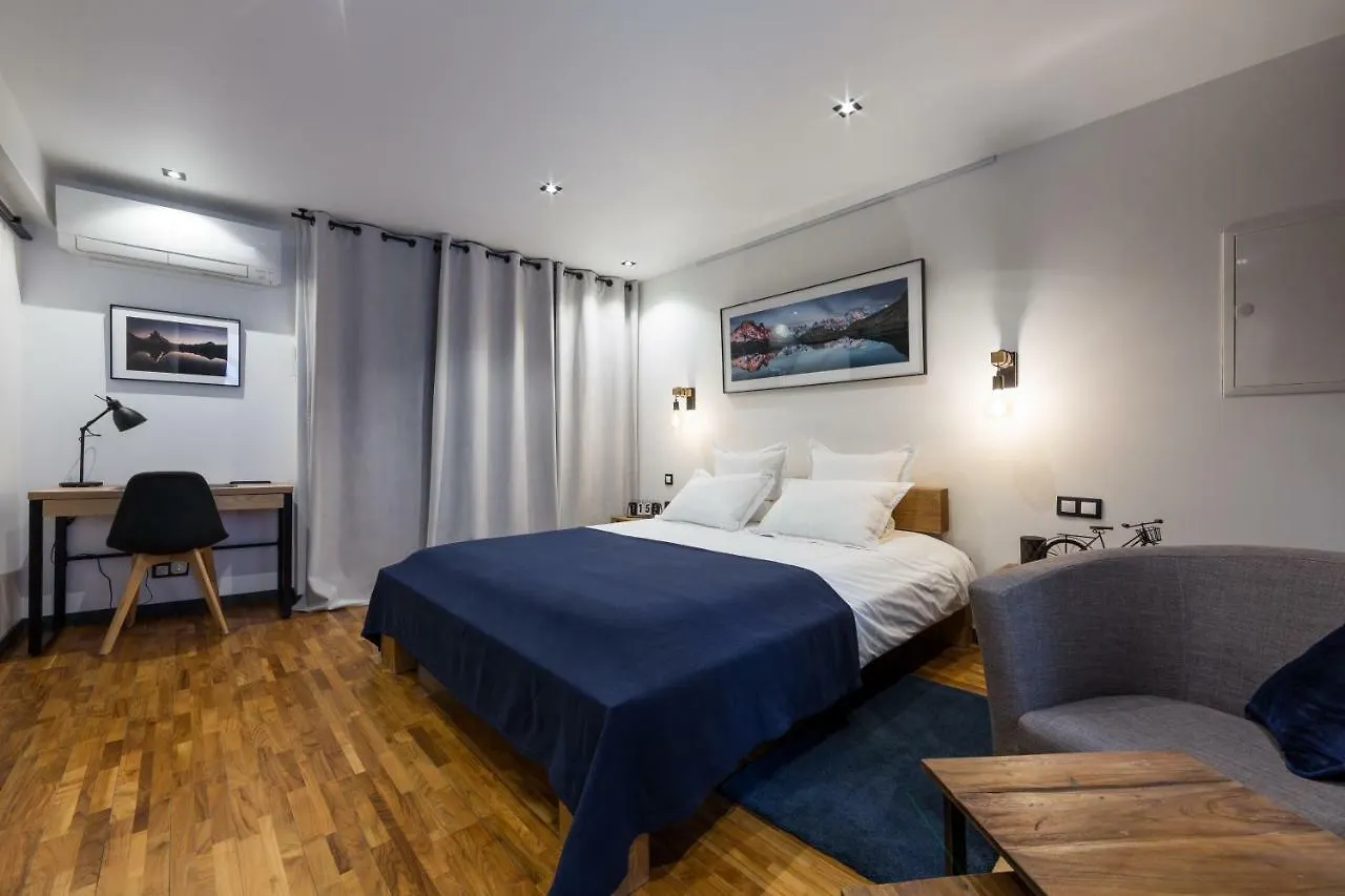 Les suites sainte claire Annecy 0*,  France